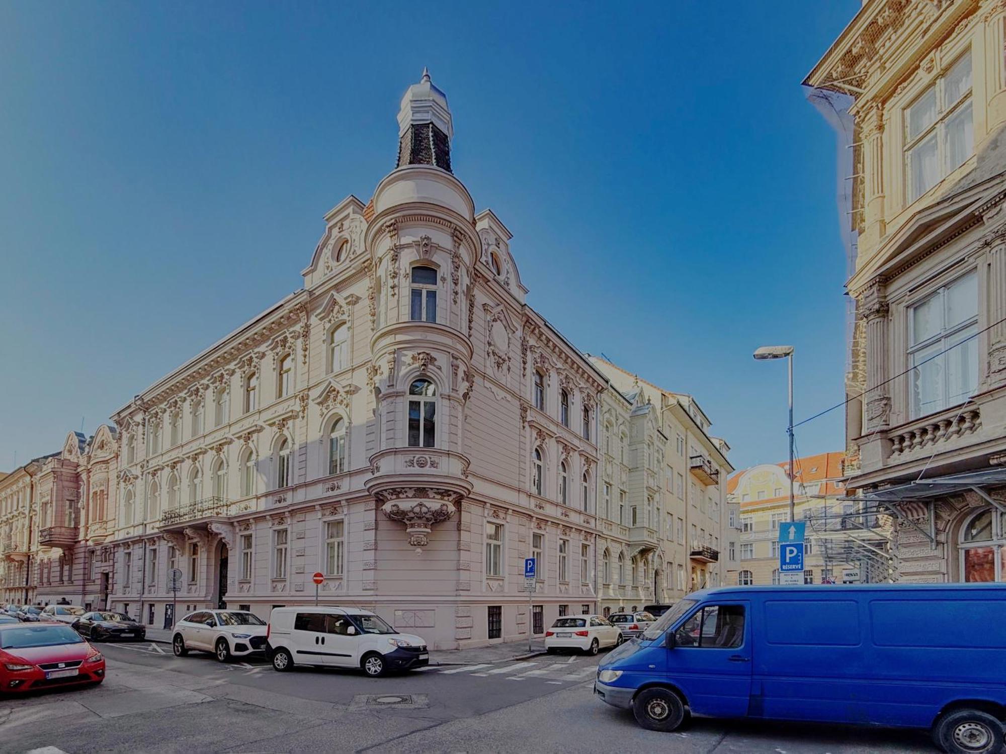 Beautiful Condo At The Old Town Bratislava Exterior foto