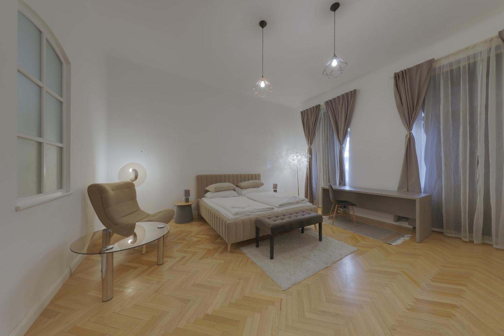 Beautiful Condo At The Old Town Bratislava Exterior foto