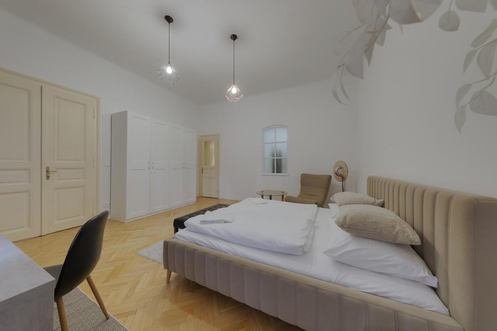 Beautiful Condo At The Old Town Bratislava Exterior foto