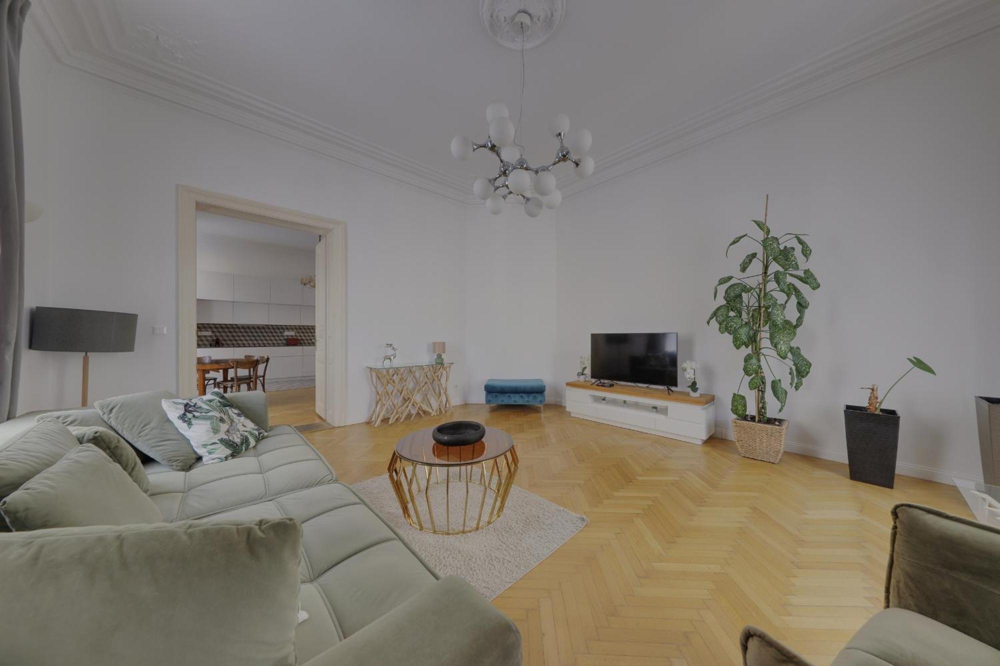 Beautiful Condo At The Old Town Bratislava Exterior foto
